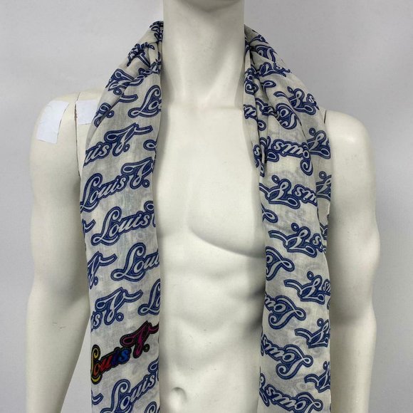 New Authentic Louis Vuitton Cashmere Silk Louis V. - Picture 8 of 9